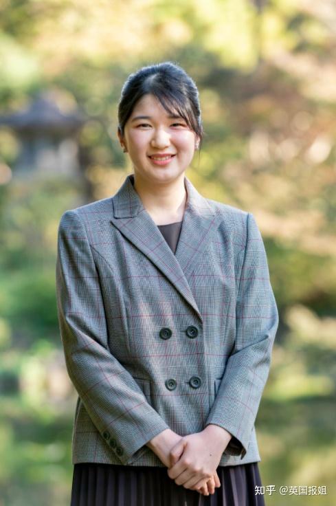 日本天皇独生女20岁生日超穷酸被网暴最丑公主只能戴二手王冠