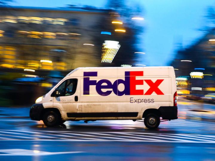 FedEx计划将费率平均提高6.9%！DHL快递宣布2023年新加坡年度价格调整！ - 知乎