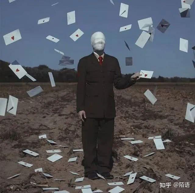 有没有男生用的黑白色系头像不要别的小哥哥帅帅的脸蛋