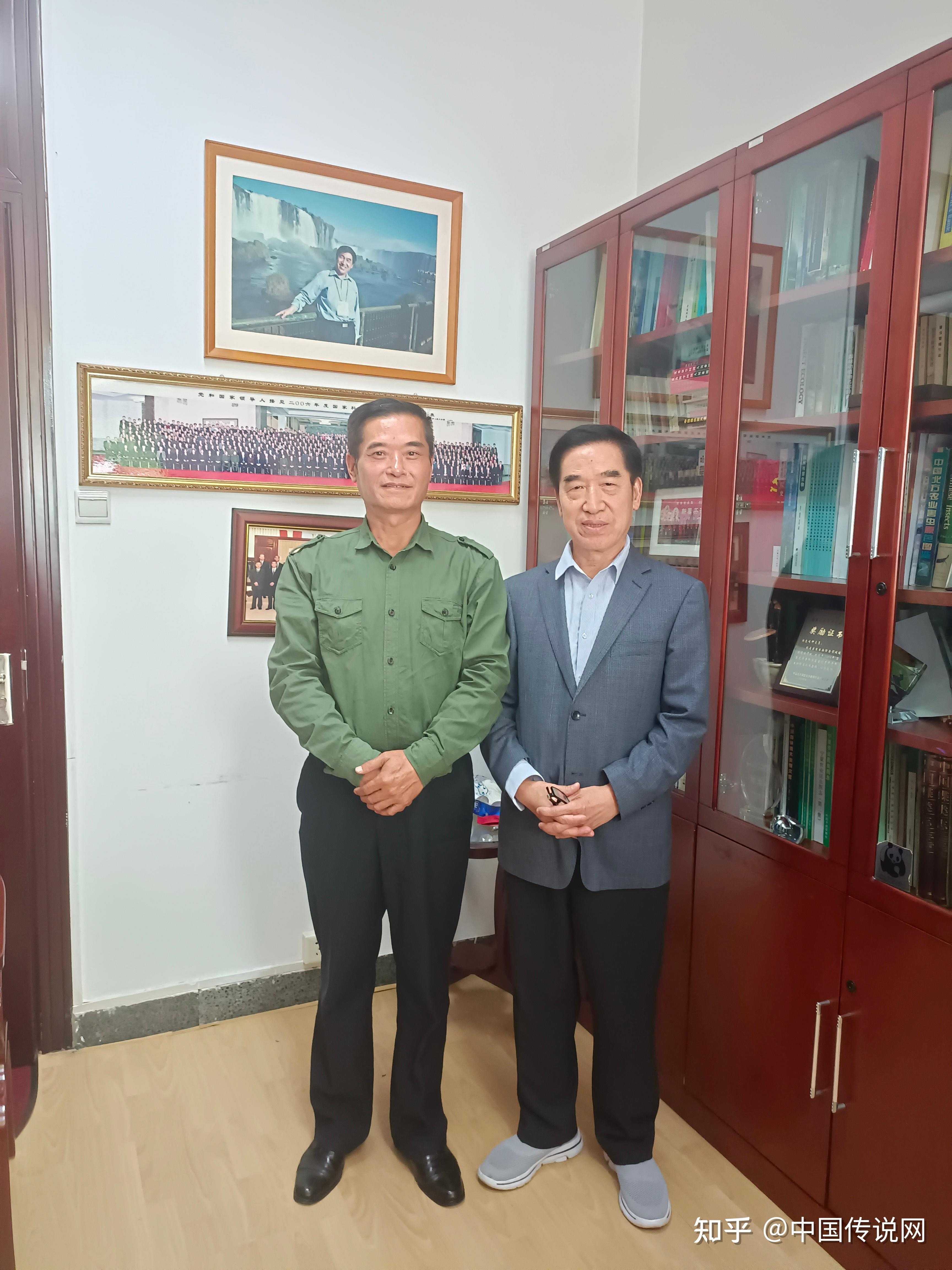 中农万疆一行拜访杨忠岐教授