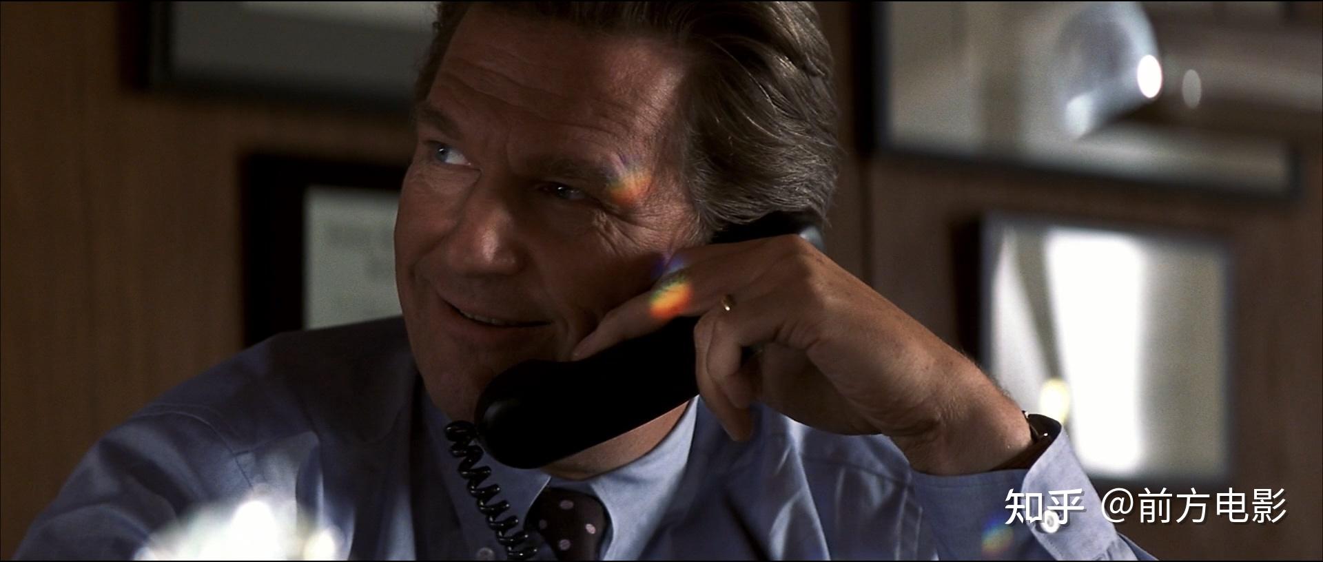 求大佬解析科幻电影k星异客