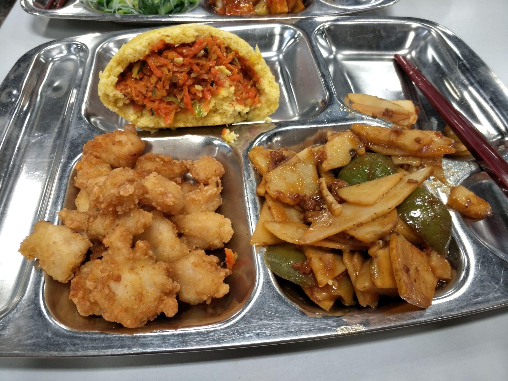 学校食堂的饭菜好吃是种怎样的体验