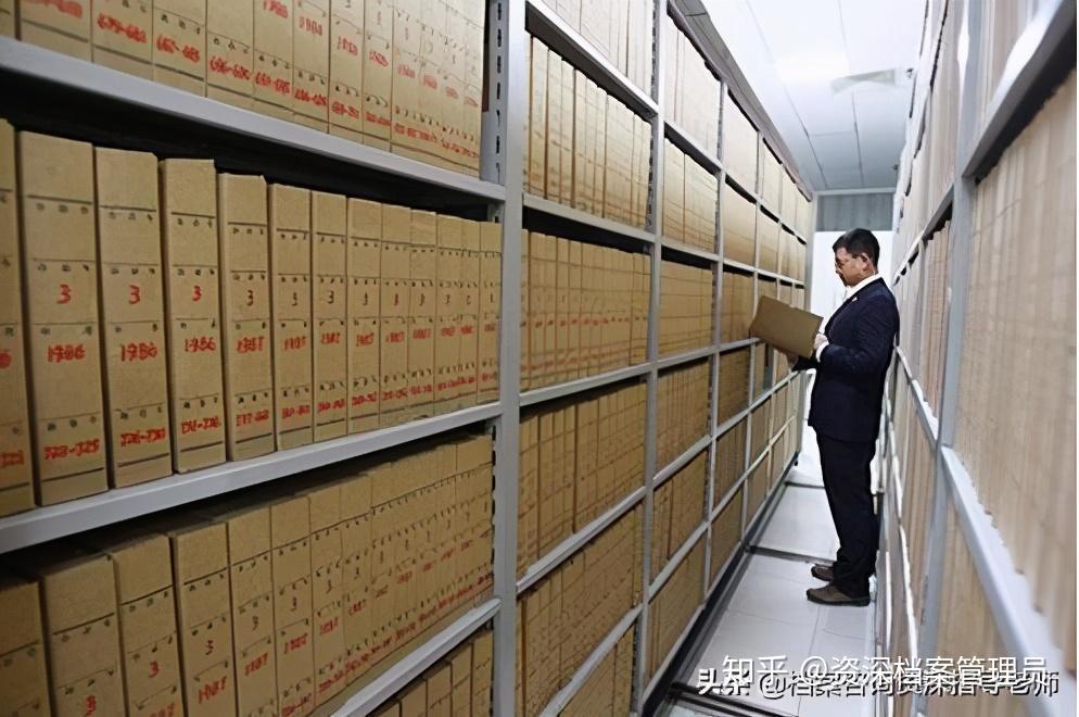 人事档案与学籍档案的区别,在材料装订,管理,调档的差异!