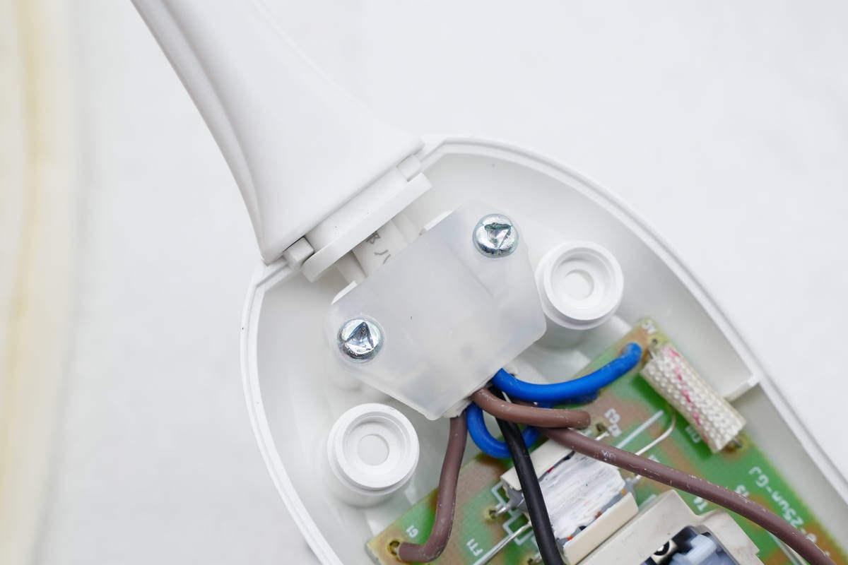 彩虹电热毯拆解