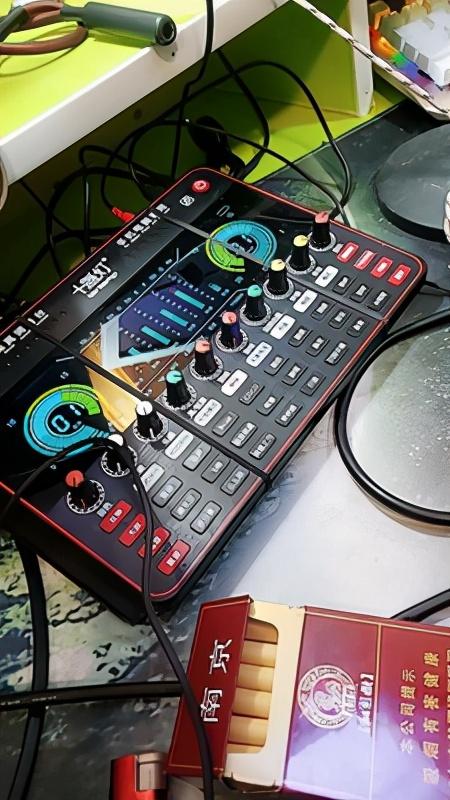 十盏灯声卡适用于手机嘛? - 知乎