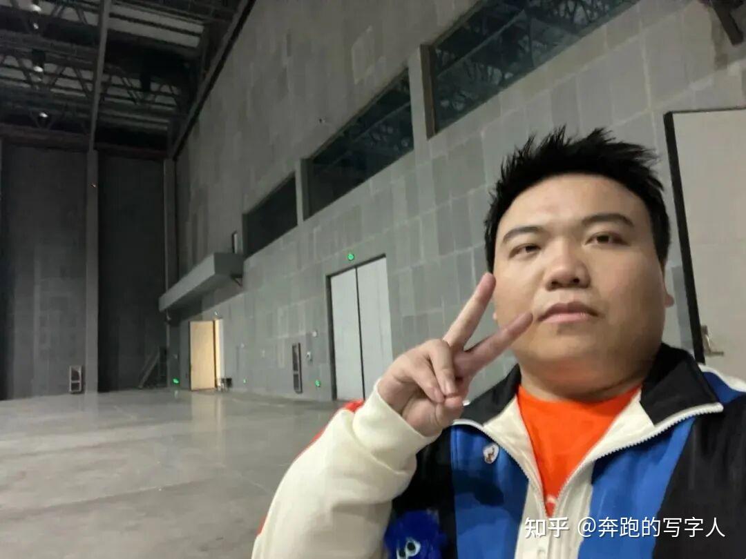 脱口秀演员刘仁铖没有很炸的段子,但为什么让观众越来越喜欢? - 知乎