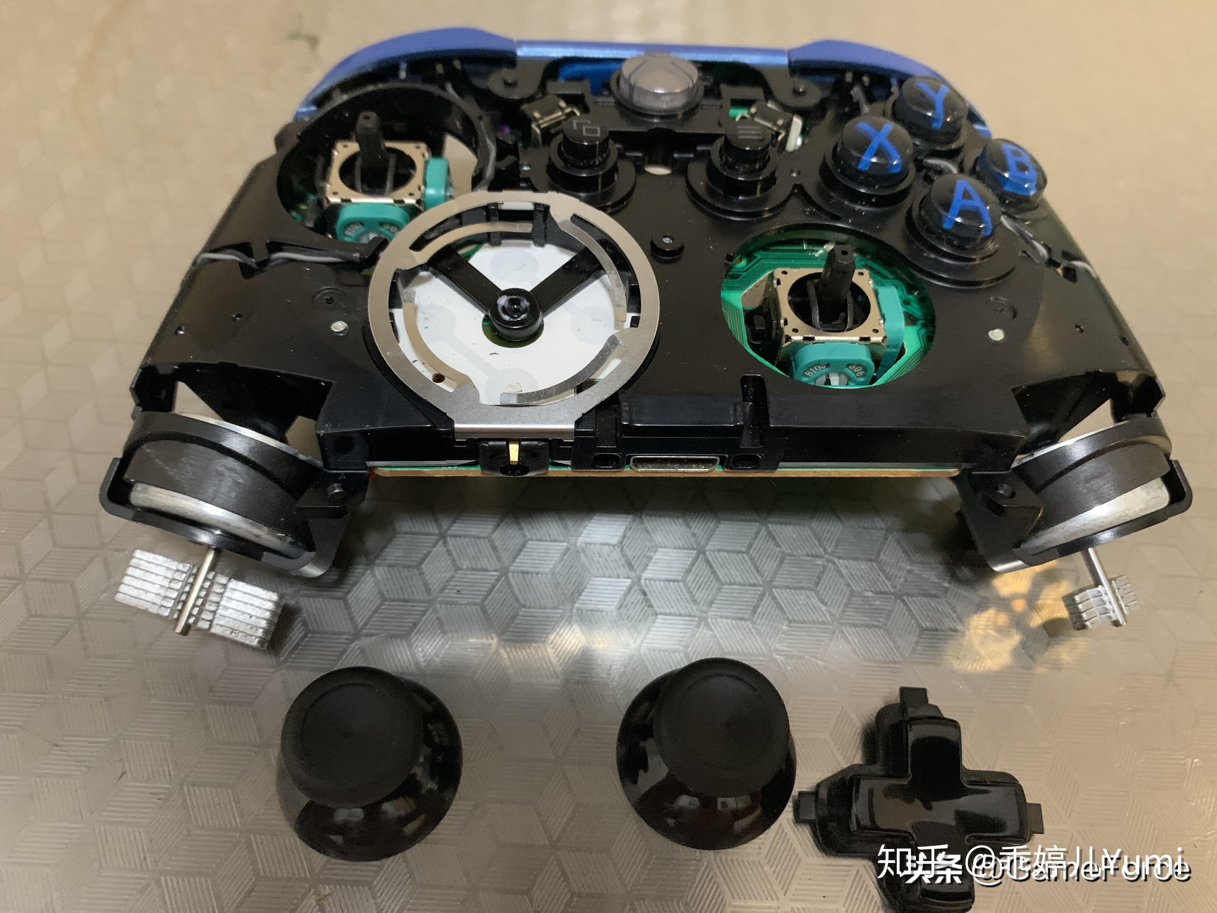 xboxone手柄diy图文教程轻松几步让你手中的武器更好看好用