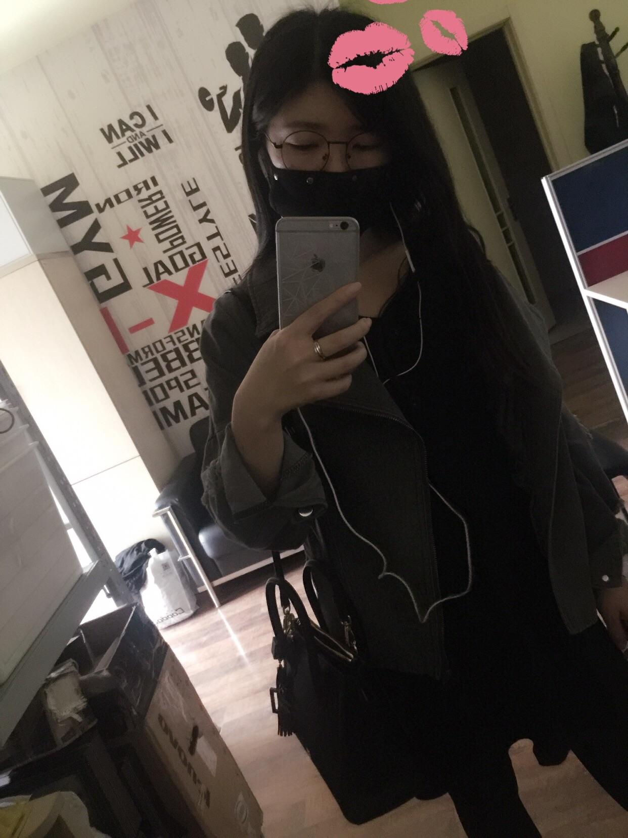 发际线特别低,手动刮过…但答友表示会长出硬