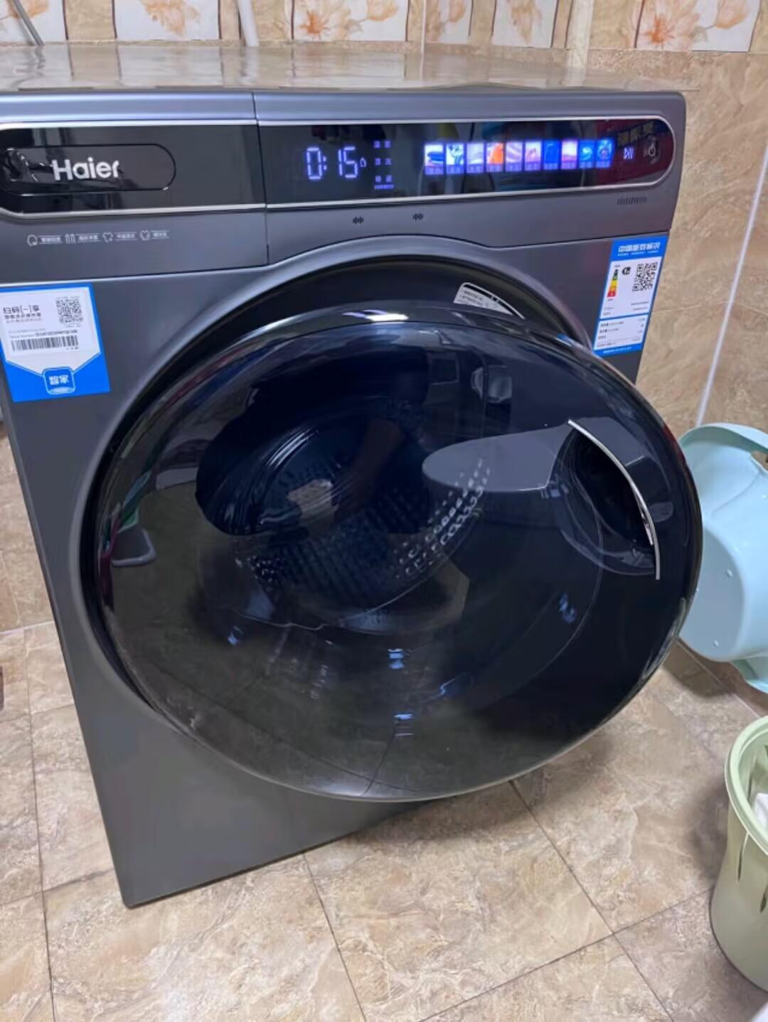 这款海尔精华洗系列的滚筒洗衣机,单洗,这是最近才推出的新品.