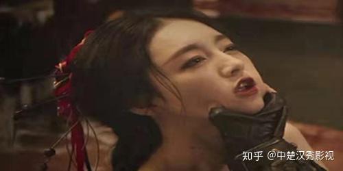 中楚汉秀:《镇魔司》一个"捏脸杀"镜头带火了整部影片