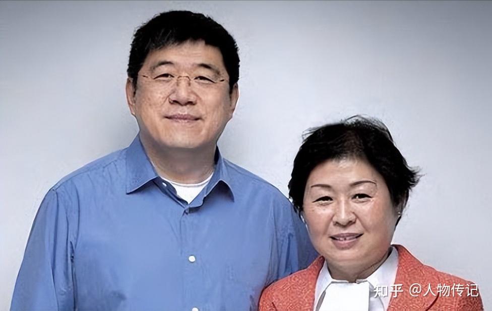 玖龙纸业张茵：“造纸女王”的开挂人生，靠收废纸成为首富 - 知乎