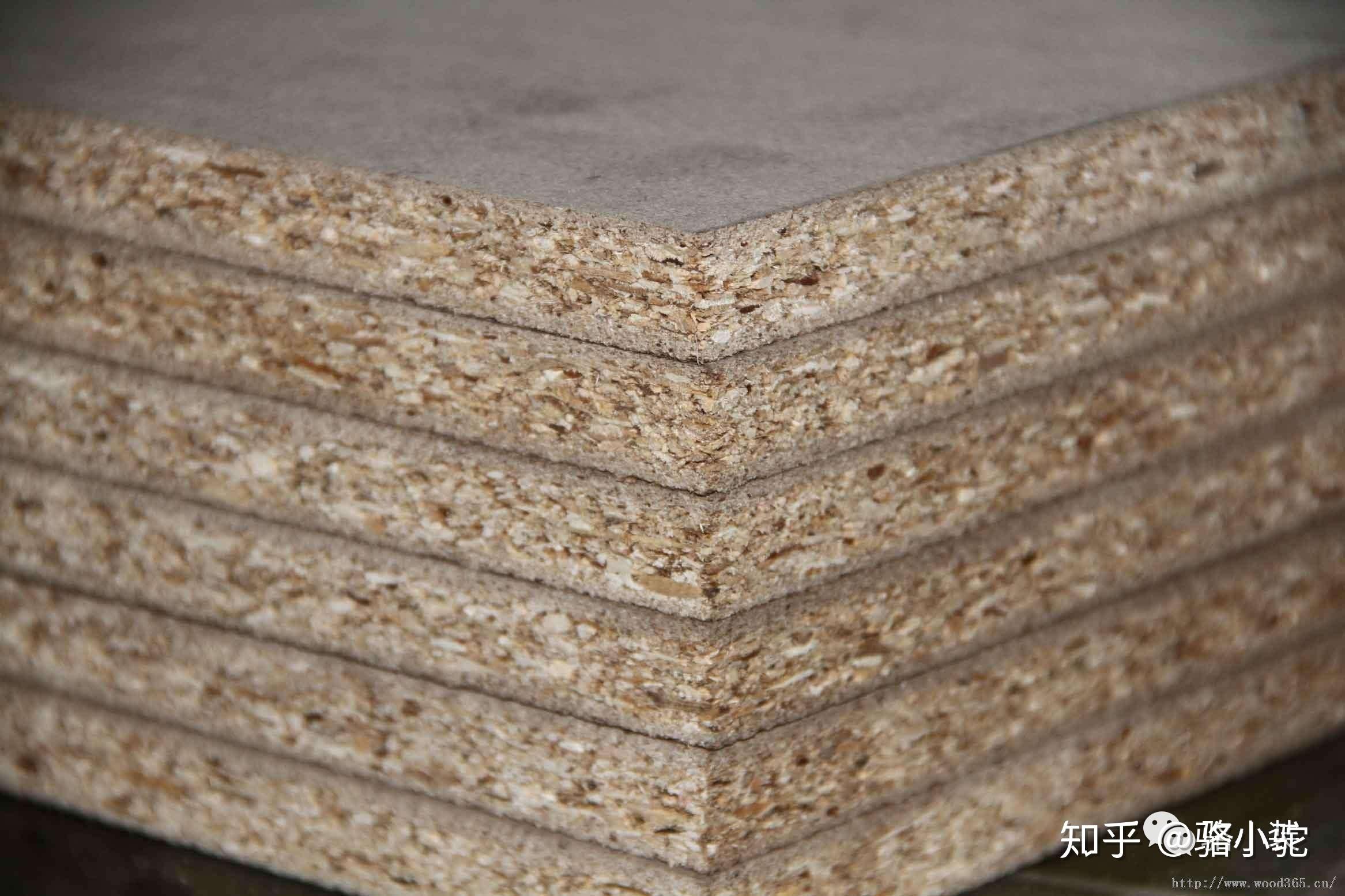 定制衣柜橱柜用什么材质可靠安全看品牌都是推荐实木颗粒板但是有个