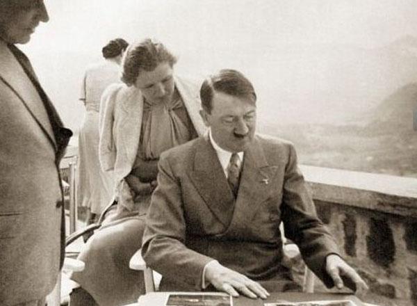 如何评价希特勒的妻子爱娃·布劳恩?