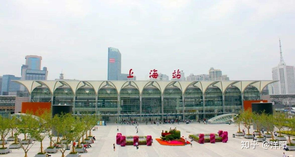 如果让你选在地铁和火车站上班你会选哪一个呢