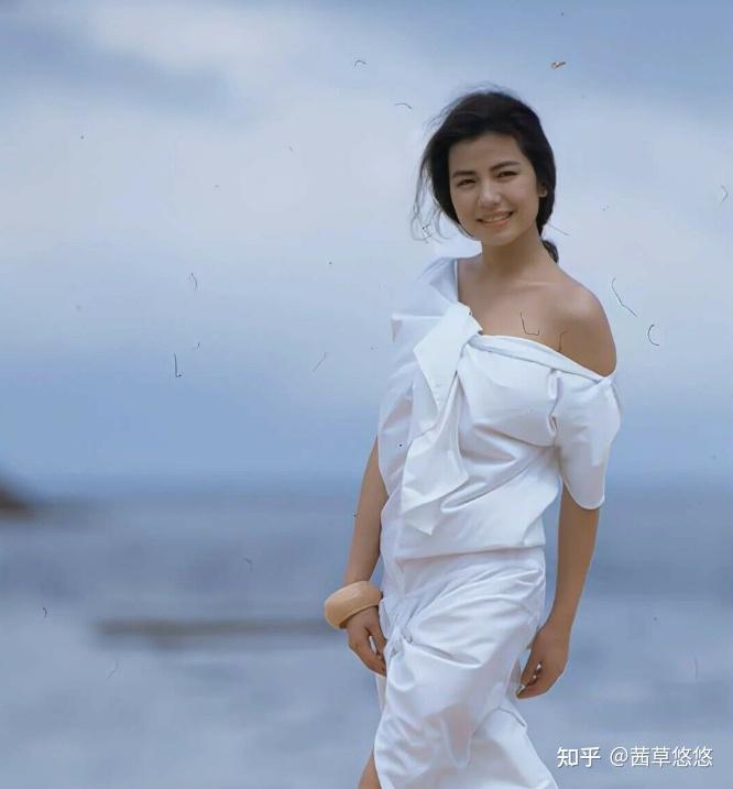 钟楚红年轻的时候长得有多好看