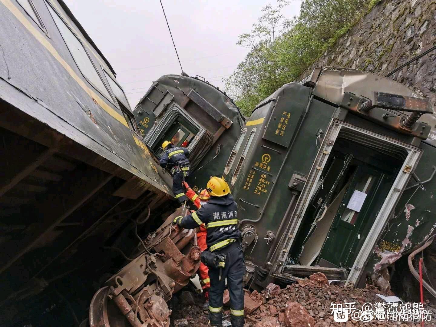 【电脑还原】2014年襄渝线列车脱轨事故_哔哩哔哩_bilibili