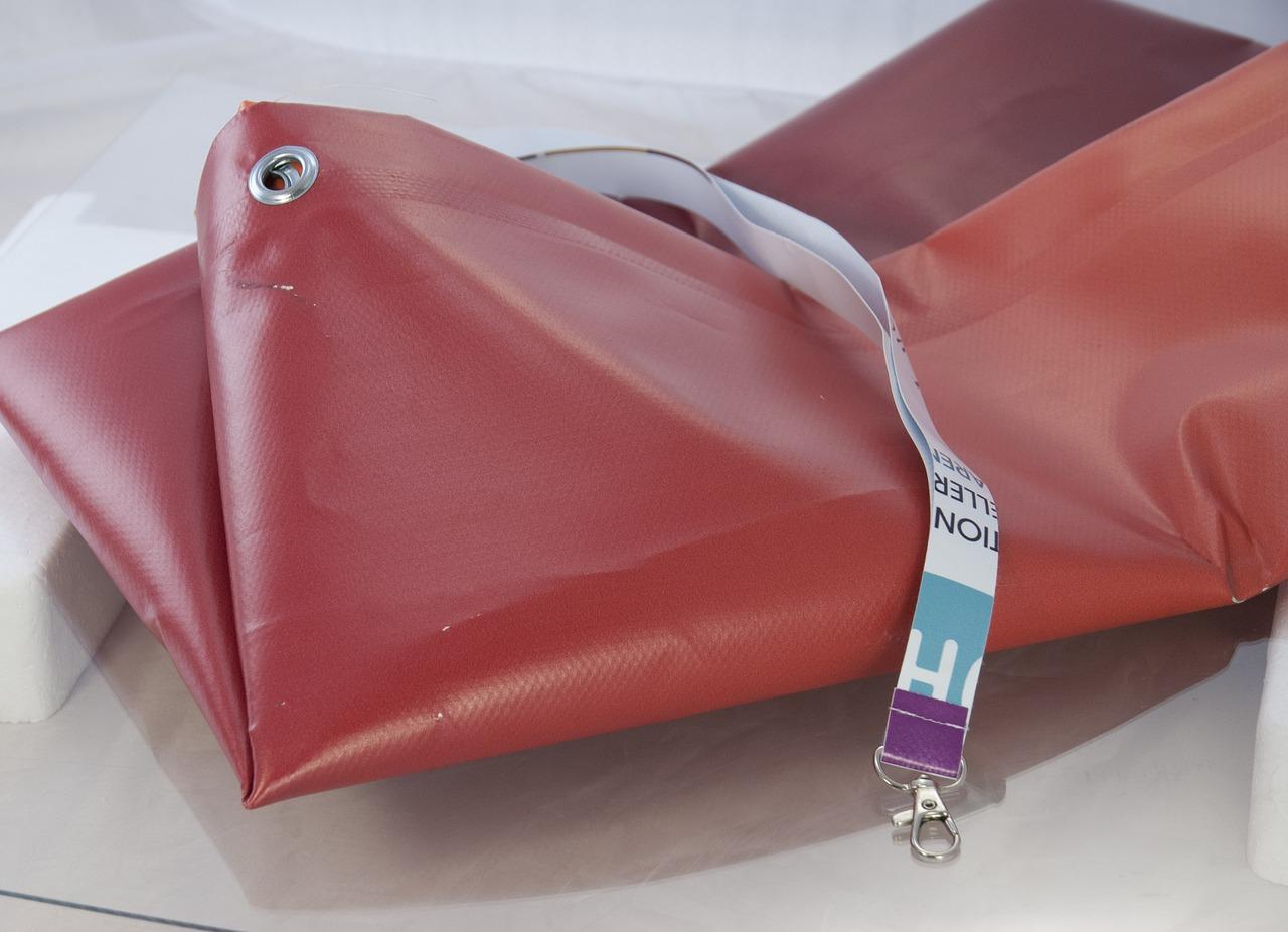 折叠雨伞什么牌子结实