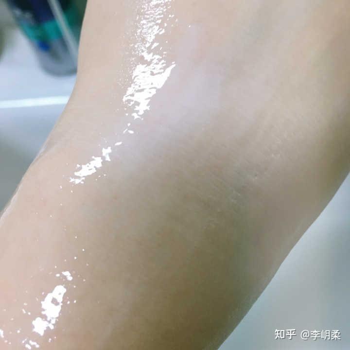 帮老婆抹身体乳好吗知乎(帮老婆抹身体乳好吗知乎文章)