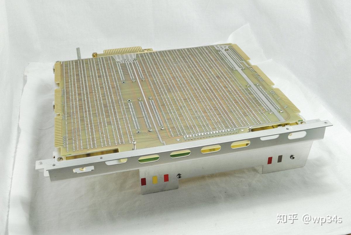 电与磁的极致艺术~1968年的HP9100A晶体管计算器(机)-2