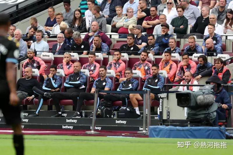 替补阵容衔接段表现起伏 能量输出与攻防平衡如何持续掌控