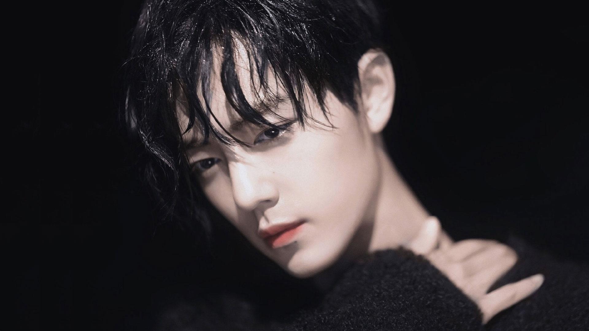 肖战有哪些好看的高清无水印图片(可以当壁纸的那种)? - 知乎