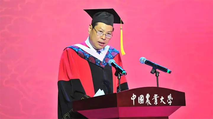 叶敬忠|在权力的包围中不要熄灭真善美的光(转载) - 知乎