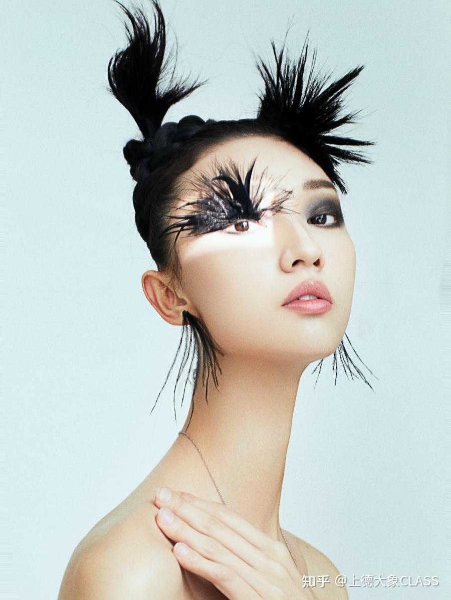 南光聚光灯解锁妆容大片