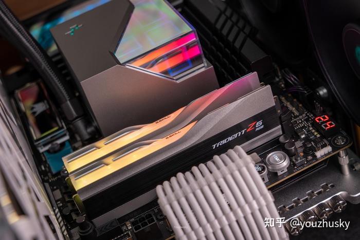 DDR5超频潜力窥探——芝奇Trident Z5 RGB 幻锋戟6800灯条开箱简测- 知乎