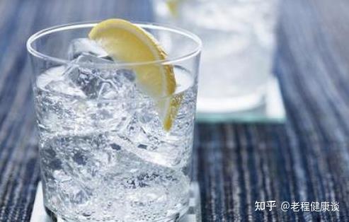 为什么外国人常年喝冰水,胃都没事,国人爱喝热水却胃病高发? - 知乎