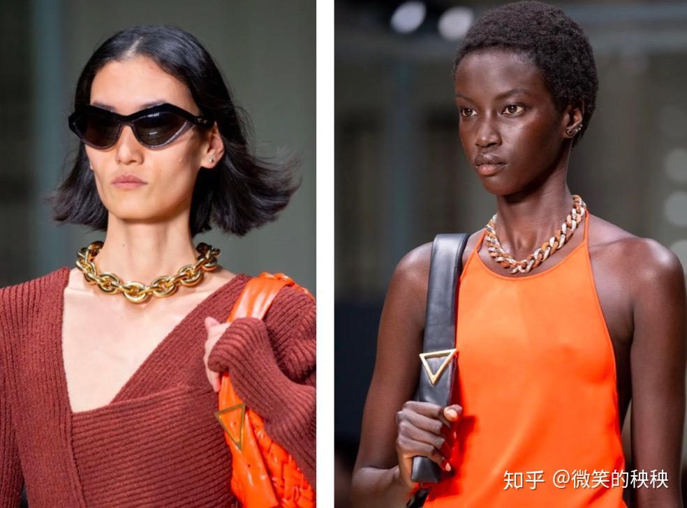 bottega veneta的大粗链子不仅能让云朵包继续火爆,放在模特们的脖子