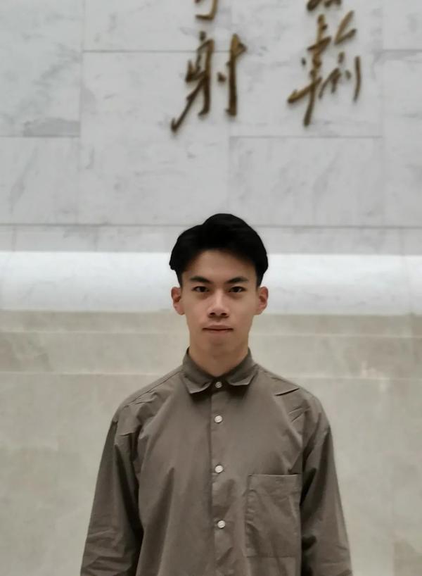 集体深造优秀的成电工科男爱学习也会生活