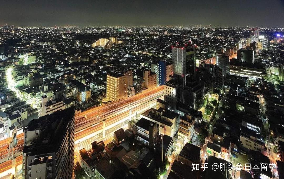 日本东京港区富豪区图片