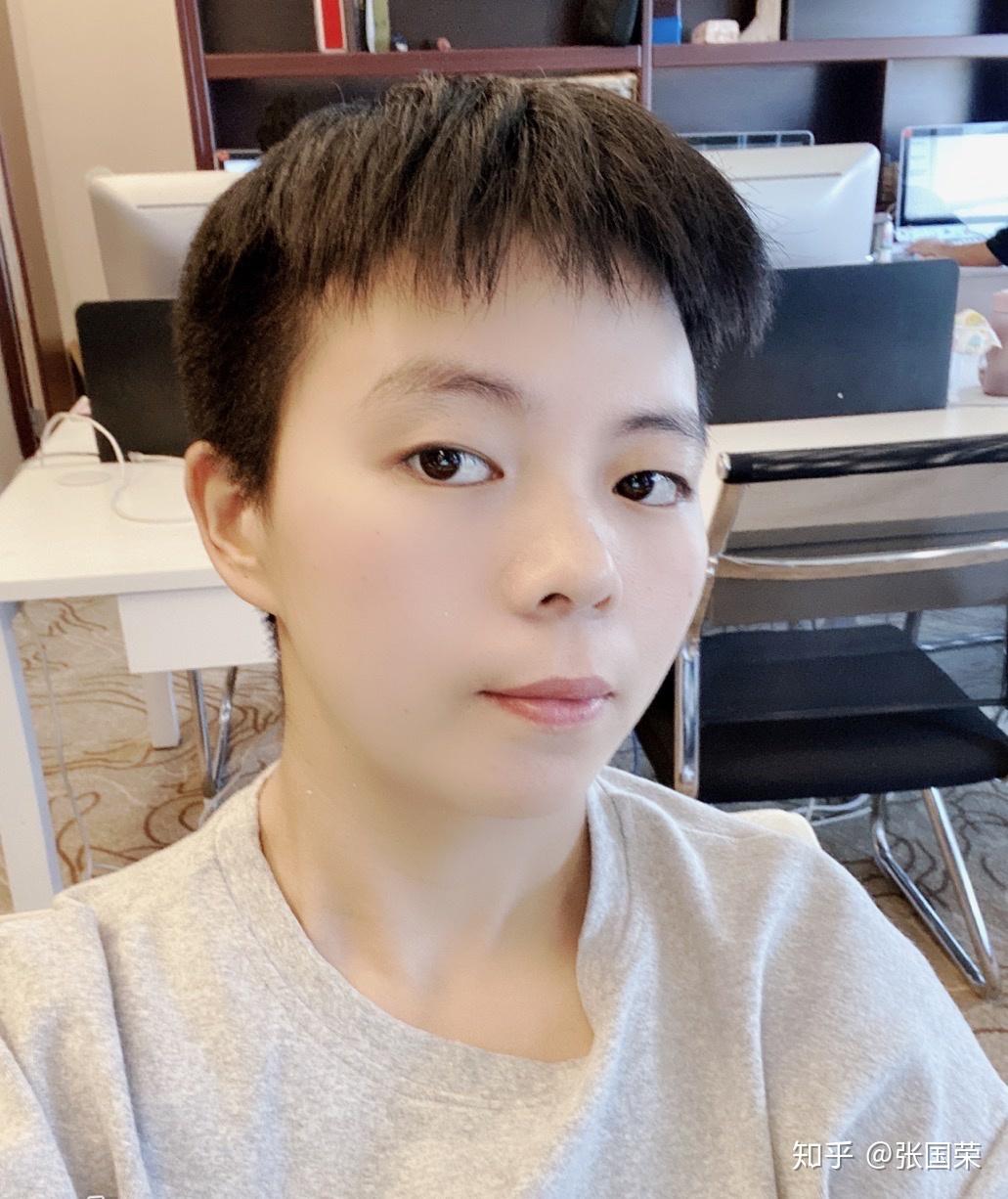 长得像男生的女生在面相上有何特点? - 知乎