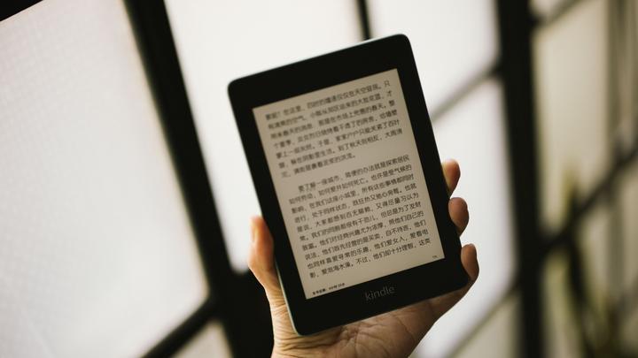 2021 年了,你还愿意买 Kindle 吗? 8 v2 40eae35b70069c8d9c9462422ddf4044 720w