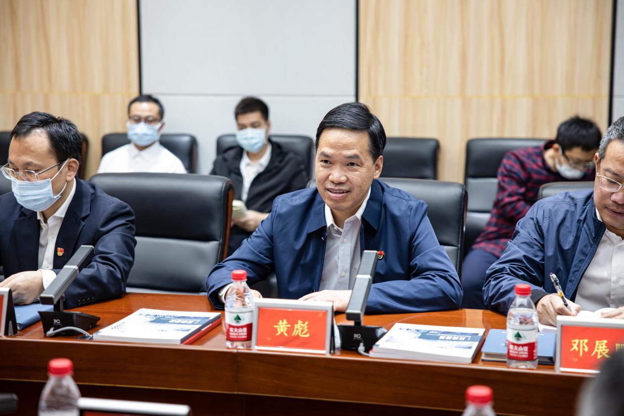 对于itc的经营成果和研发团队,区委书记黄彪表示高度的肯定和赞扬