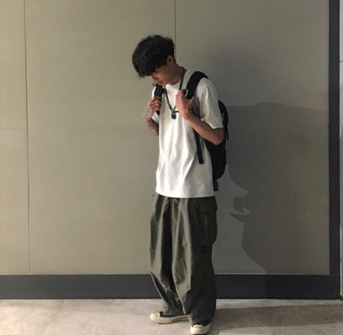 怎么穿衣服好看男 v2-4111fcf737650cd441ef5ec228c36e60_r.jpg