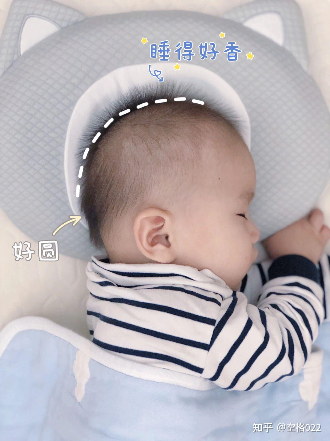 宝宝偏头睡觉要怎么矫正？
