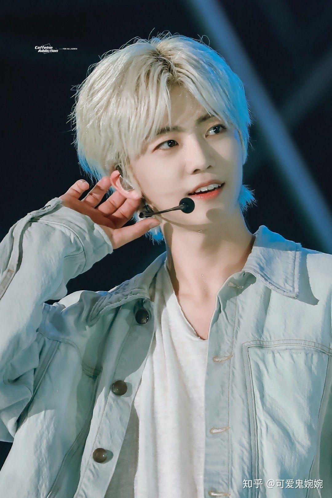 谁有罗渽民的美图和动图啊