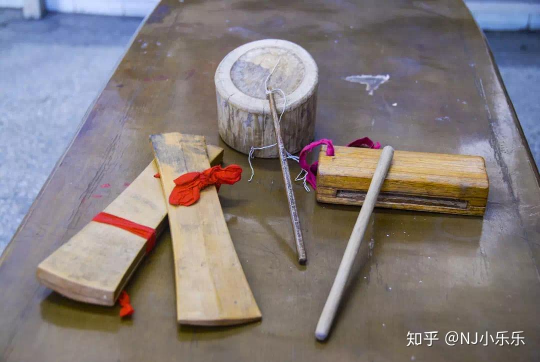 南京白局的表演形式是什么样的,在哪里可以看到白局的表演?