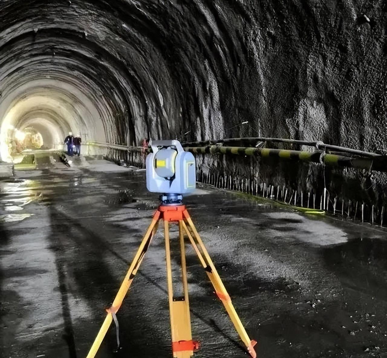 中铁二十三局集团有限公司 工程动态 延崇ZT3项目部杏林堡隧道超计划累计完成进尺1000米