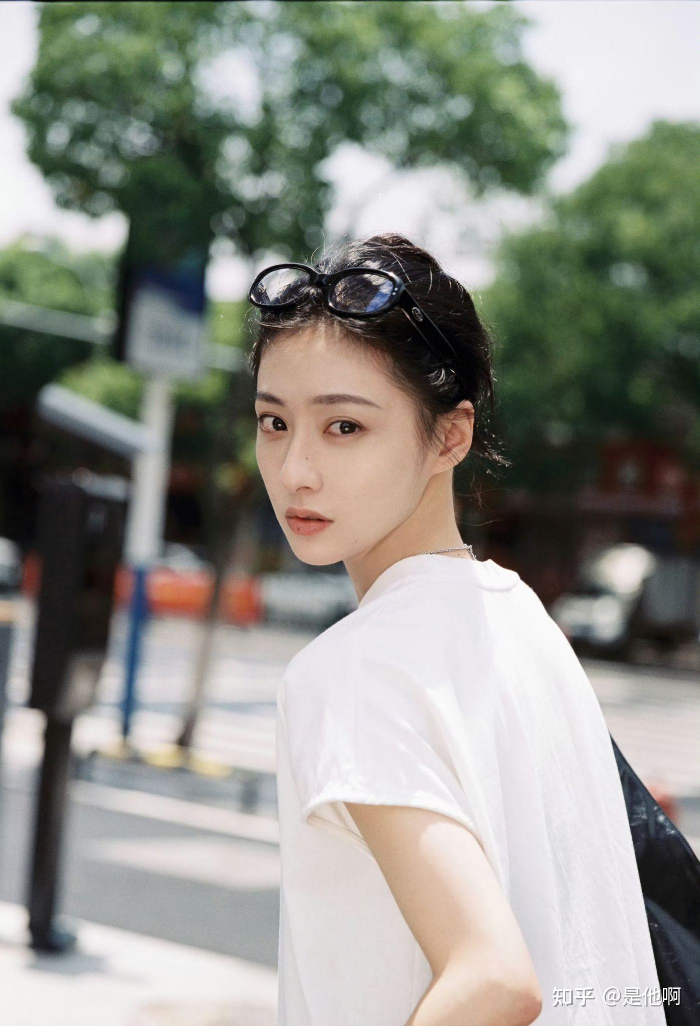 胡连馨会大火吗? - 知乎