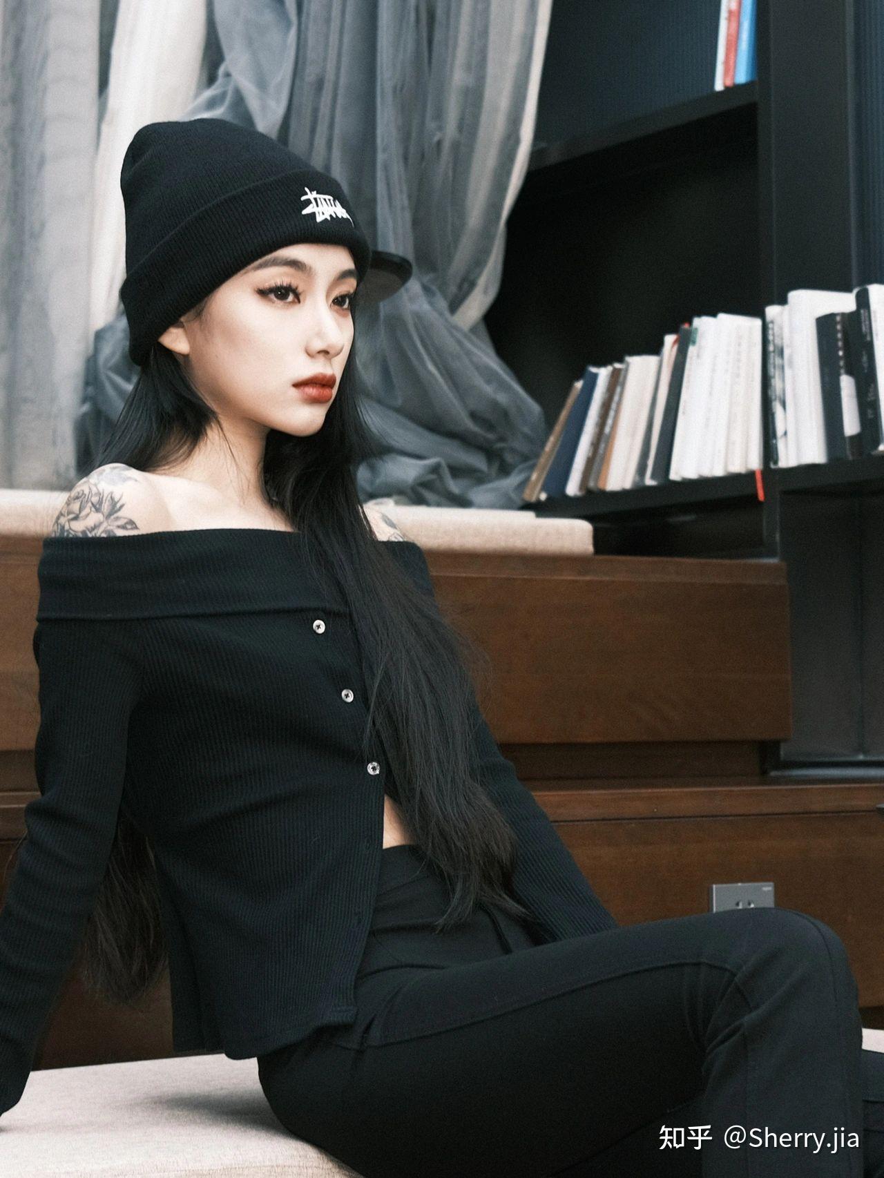 听说姐姐帅起来,男人都得靠边 - 知乎