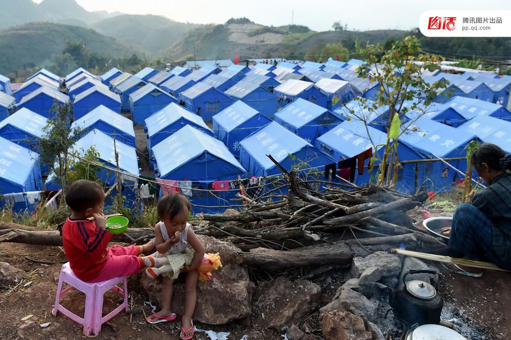 果敢一声枪响南伞宾馆住满