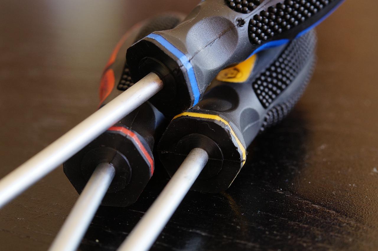 5. 好用螺丝刀品牌