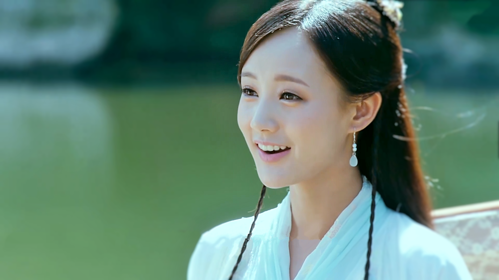 2017版的《射雕英雄传》,李一桐能否超越所谓的翁美玲与朱茵的经典版?