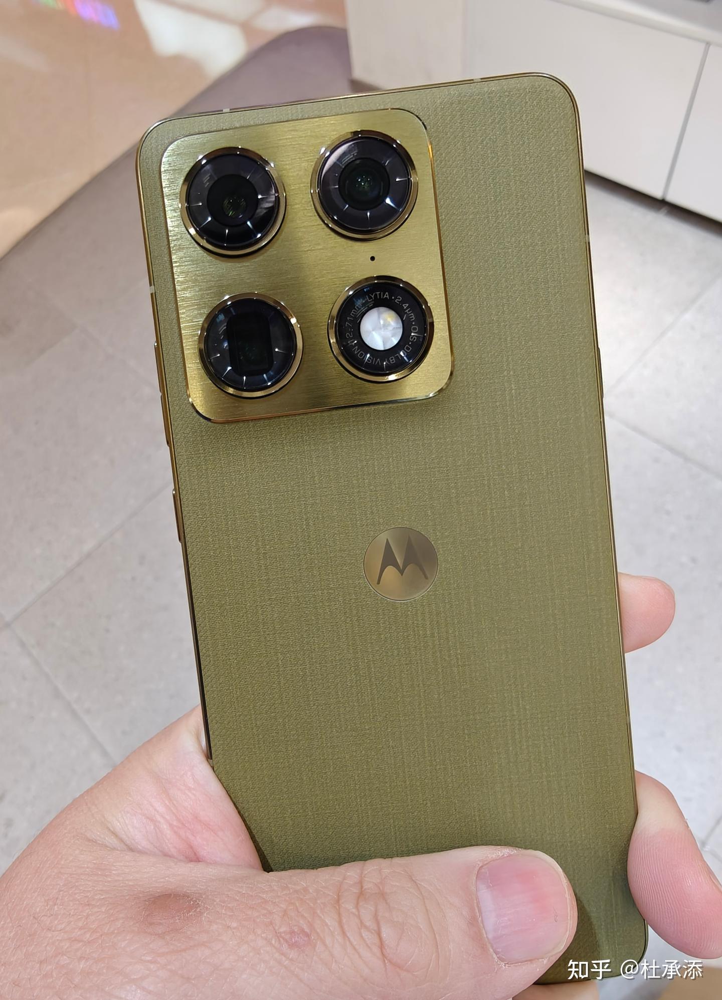 联想Moto X70 Air Pro值得入手吗?