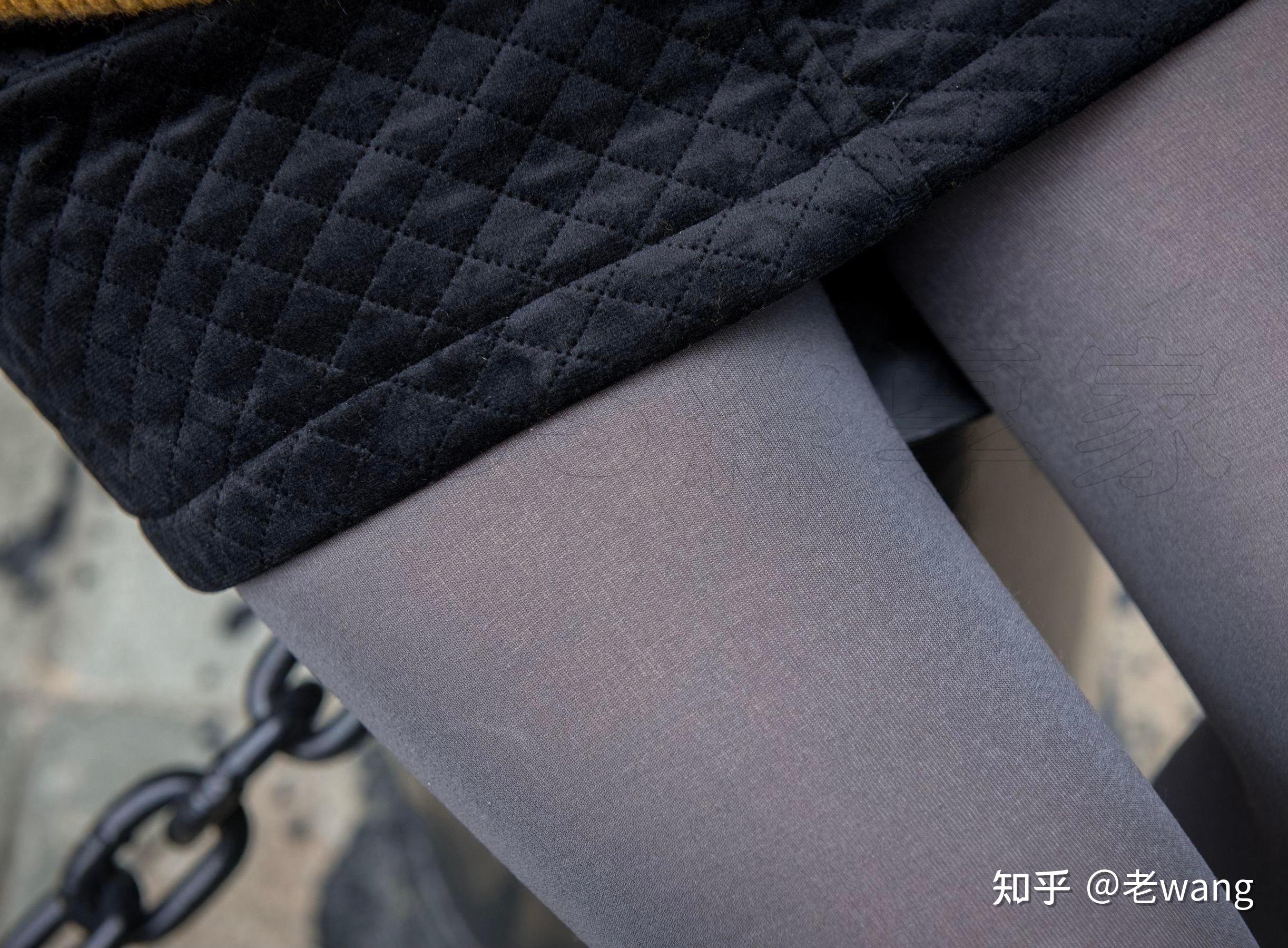 女生什么时候会穿灰丝袜呢