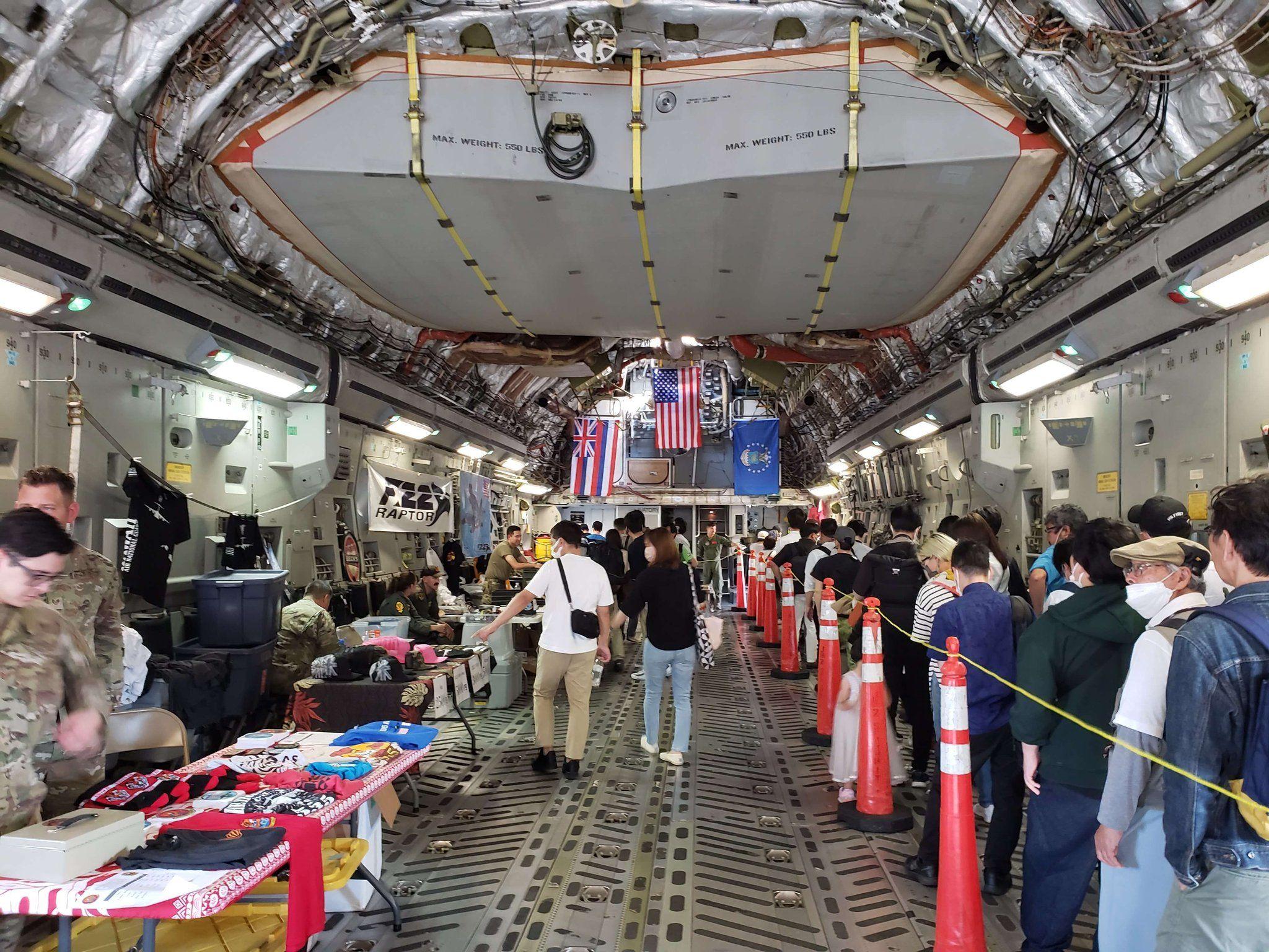 山东舰副舰长说航母会向公众开放如果有机会参观你会以怎样的心情登上