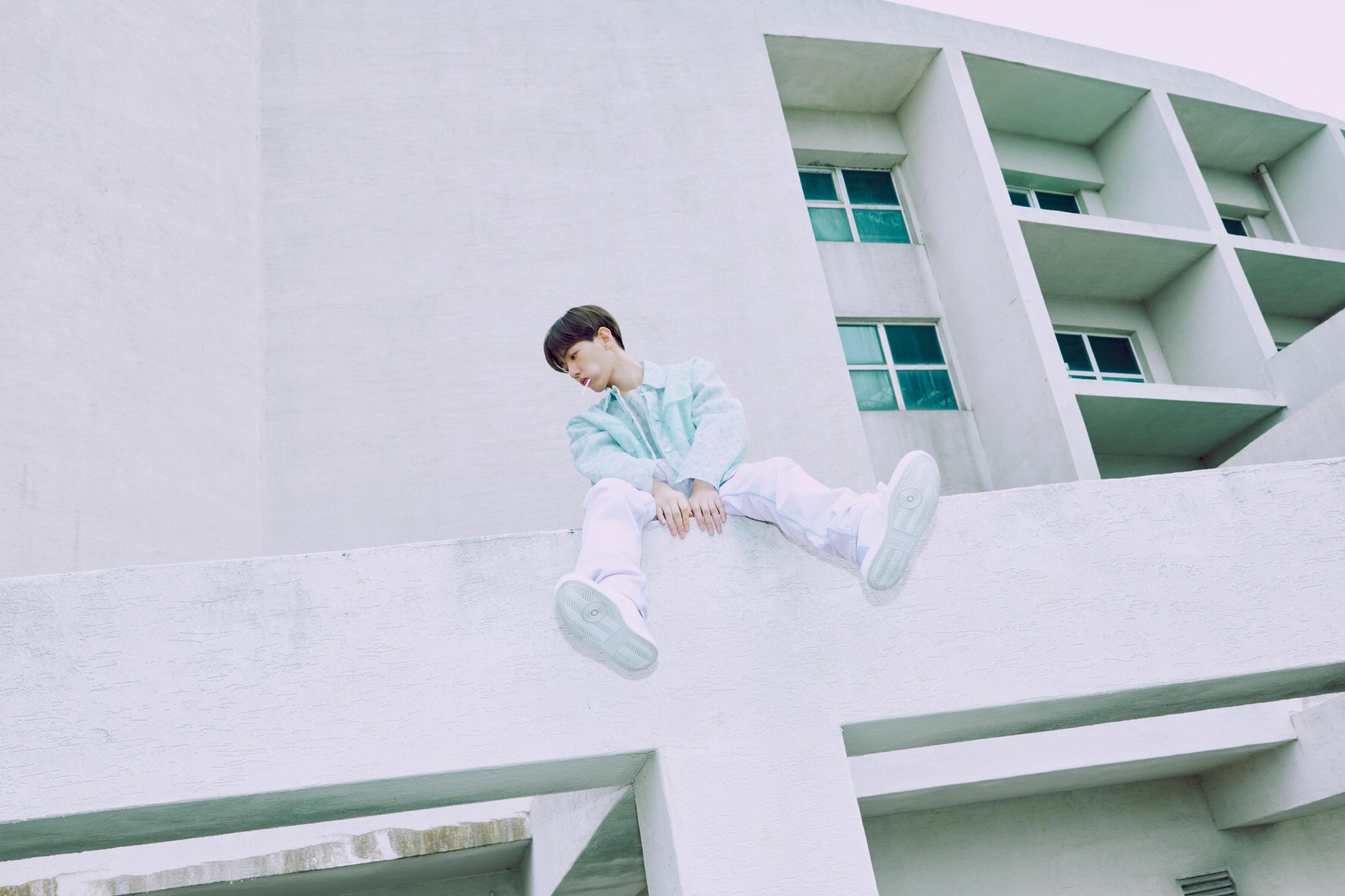 有没有边伯贤的神仙图无水印的那种啊啊啊啊跪求啊昨天恢复出厂设置枯