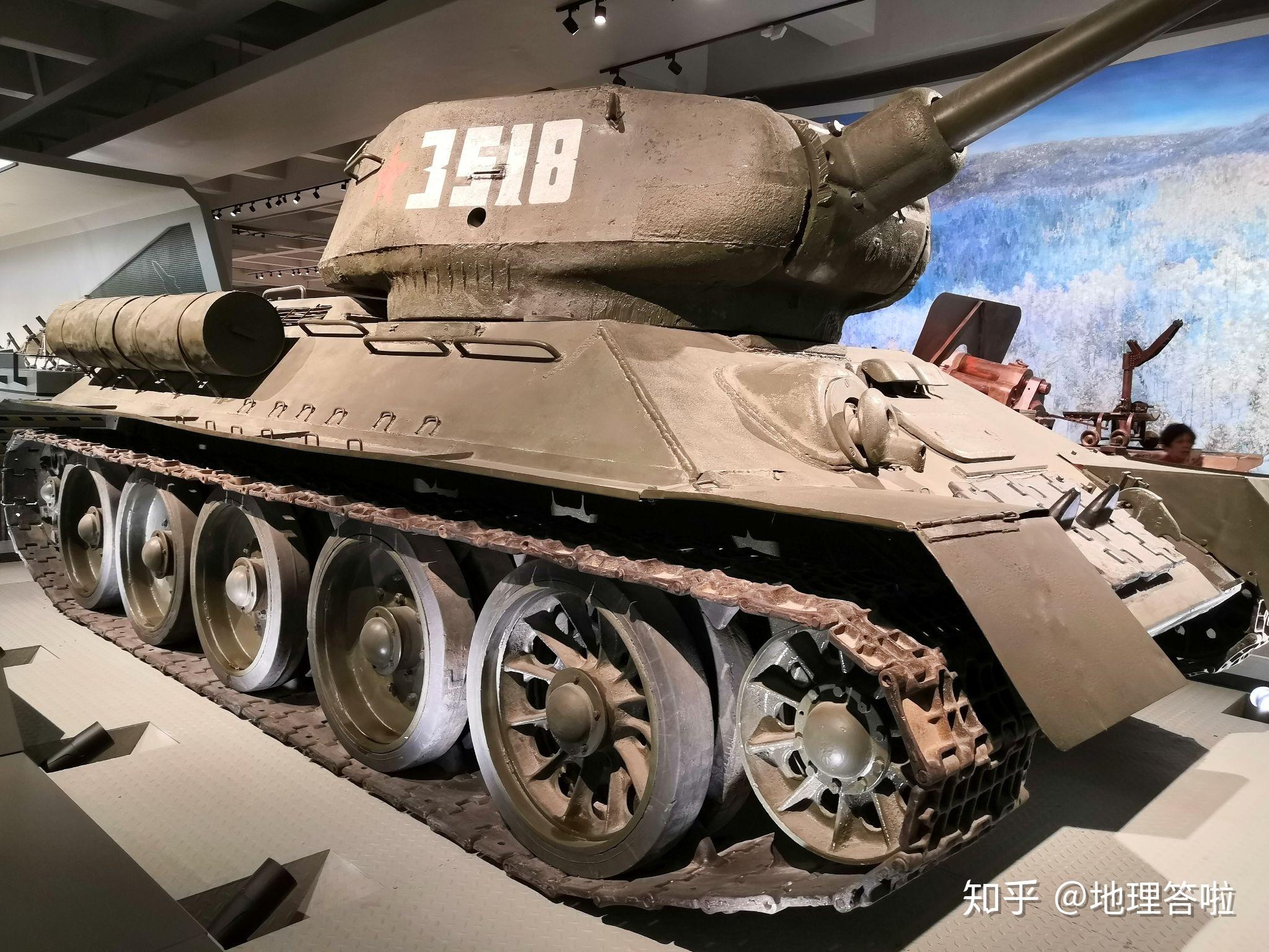 什么车被称为陆地坦克 v2-41b1923002a0e5077c9bd0eb4c0c85cc_r.jpg